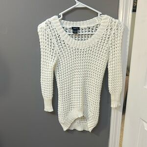 White knit sweater top